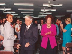 Augusto-Roa-Bastos-en-la-inauguracion-del-Aula-Magna-001-historia-universidad-iberoamericana.jpg